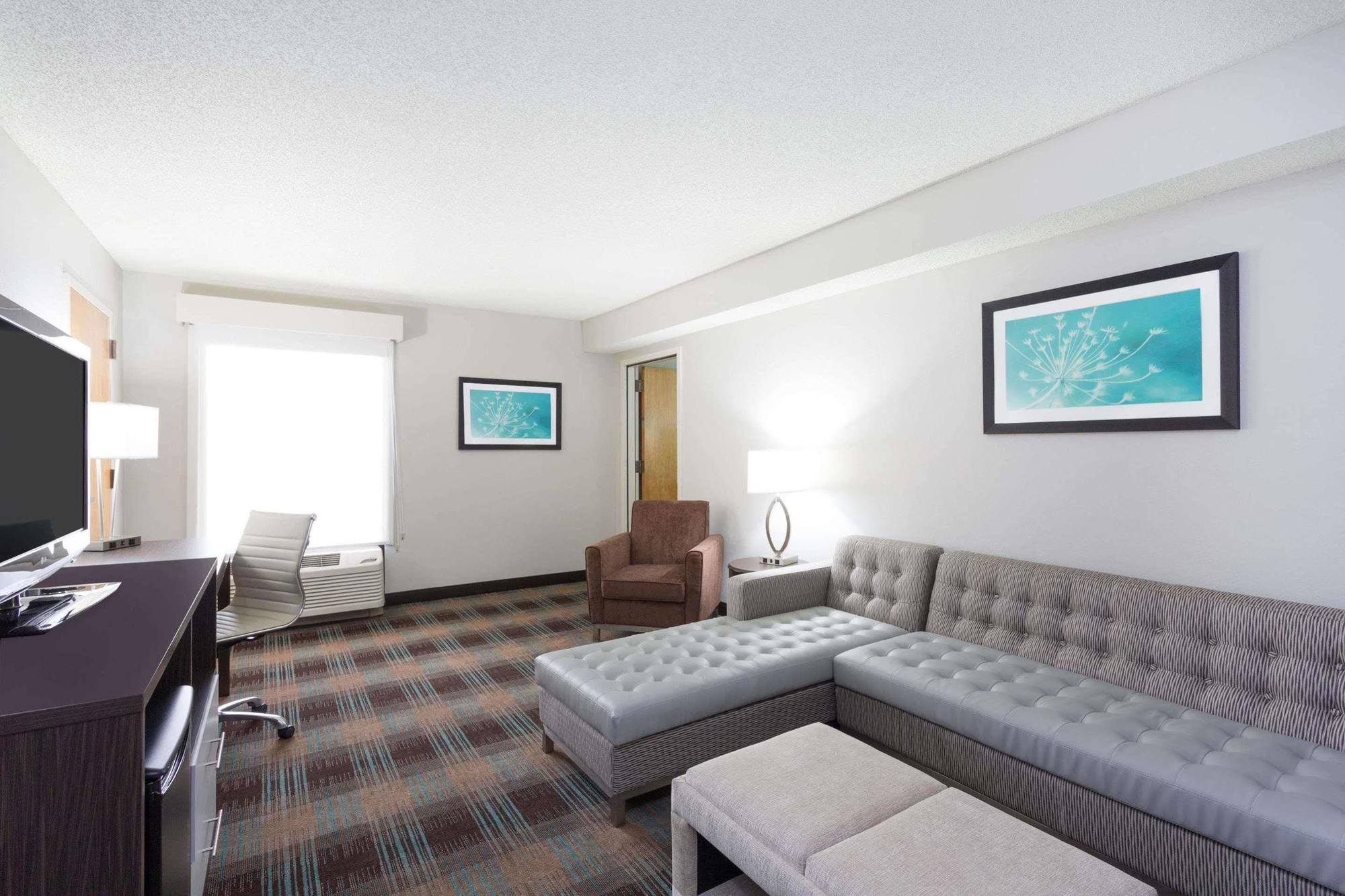 Wyndham Garden Greenville / Spartanburg Airport Экстерьер фото
